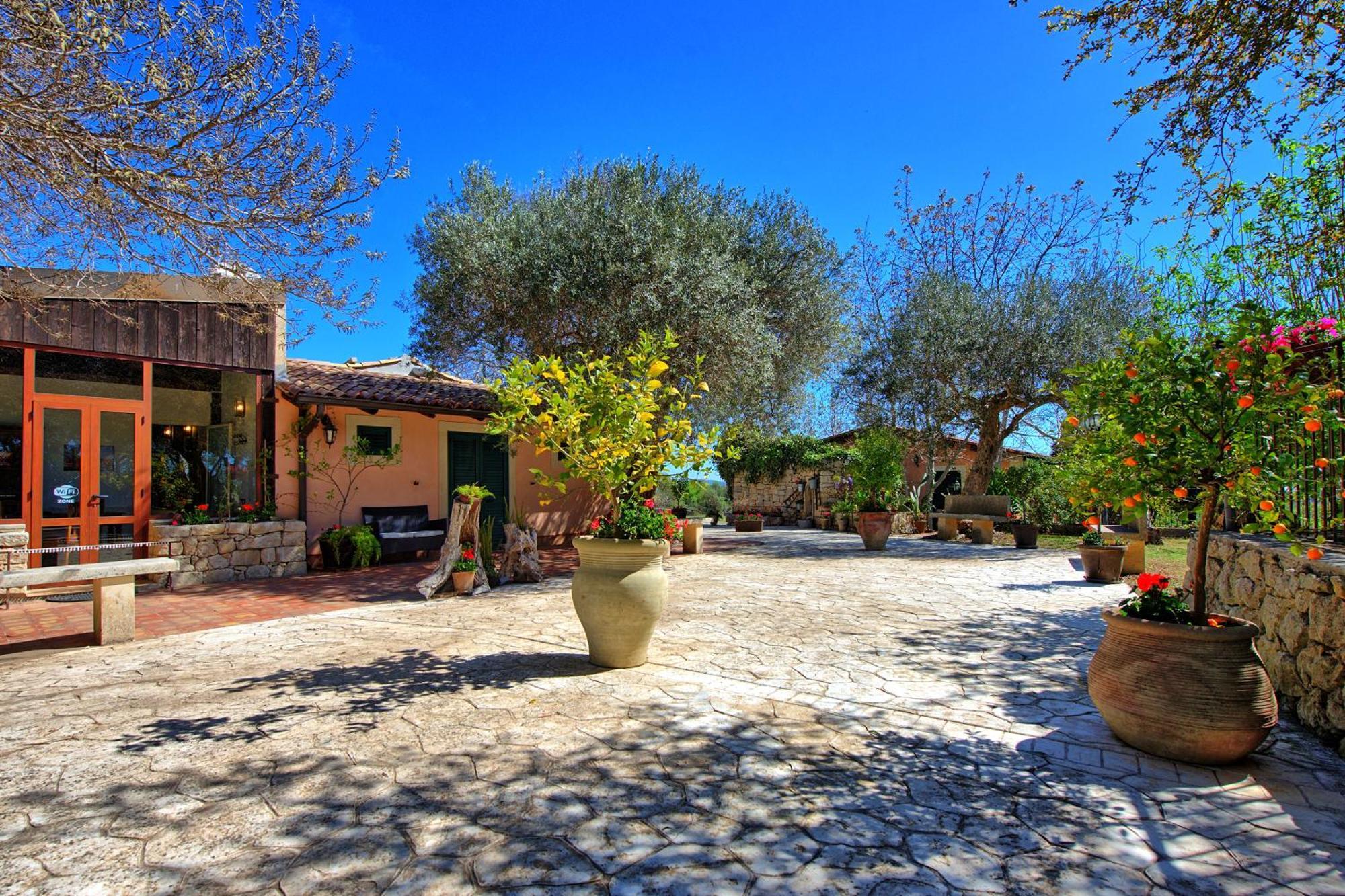 Villa Maddalena By Posarellivillas Palazzolo Acreide Eksteriør bilde