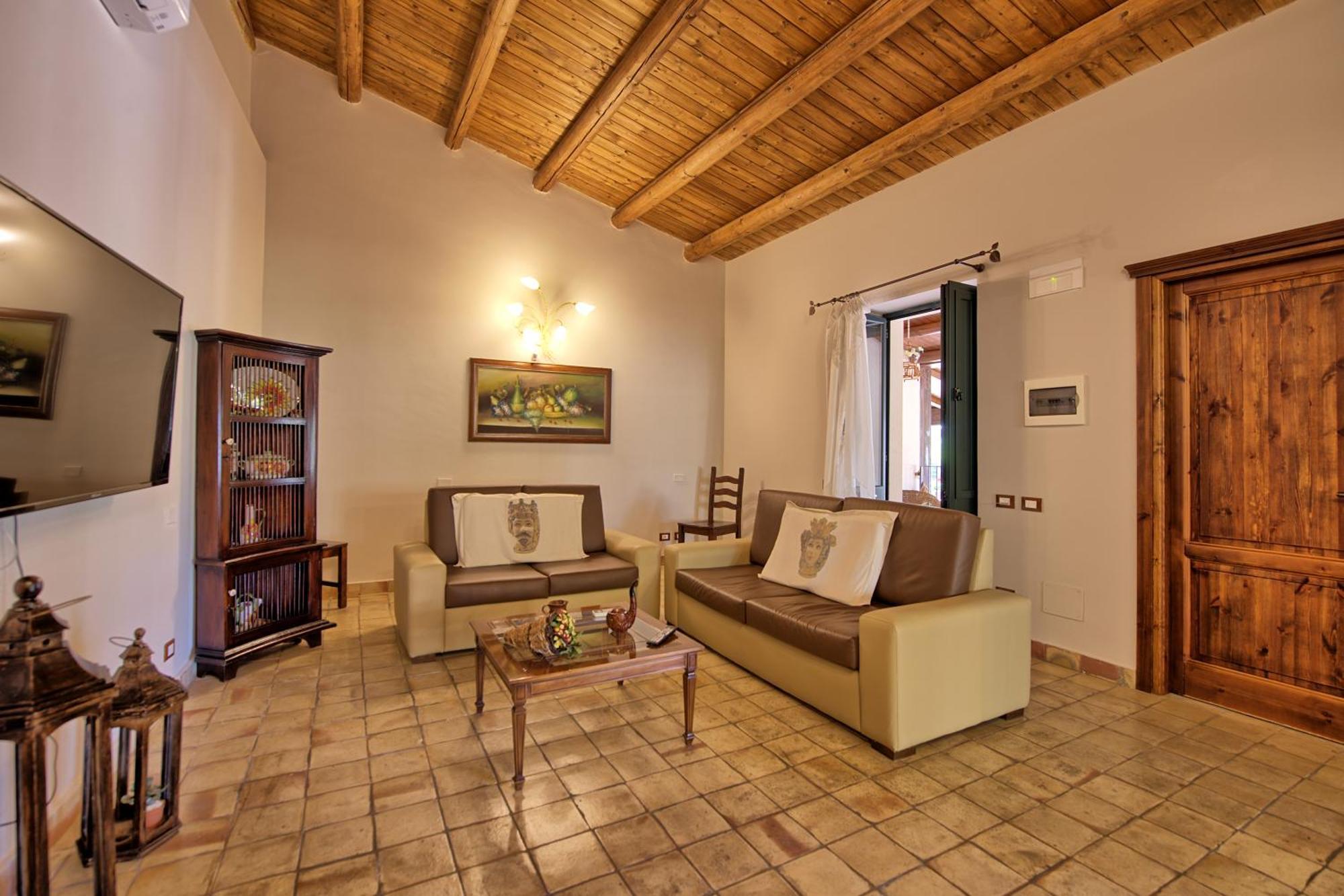Villa Maddalena By Posarellivillas Palazzolo Acreide Eksteriør bilde